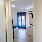 Prestige House 8 4*